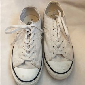 one star converse size 8